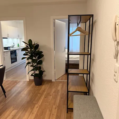 Apartment Between Iv Lübeck