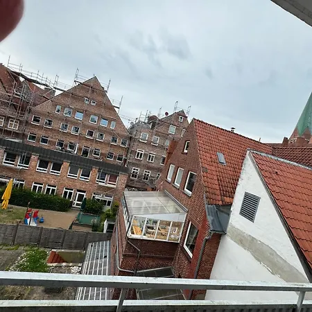 Between Lübeck